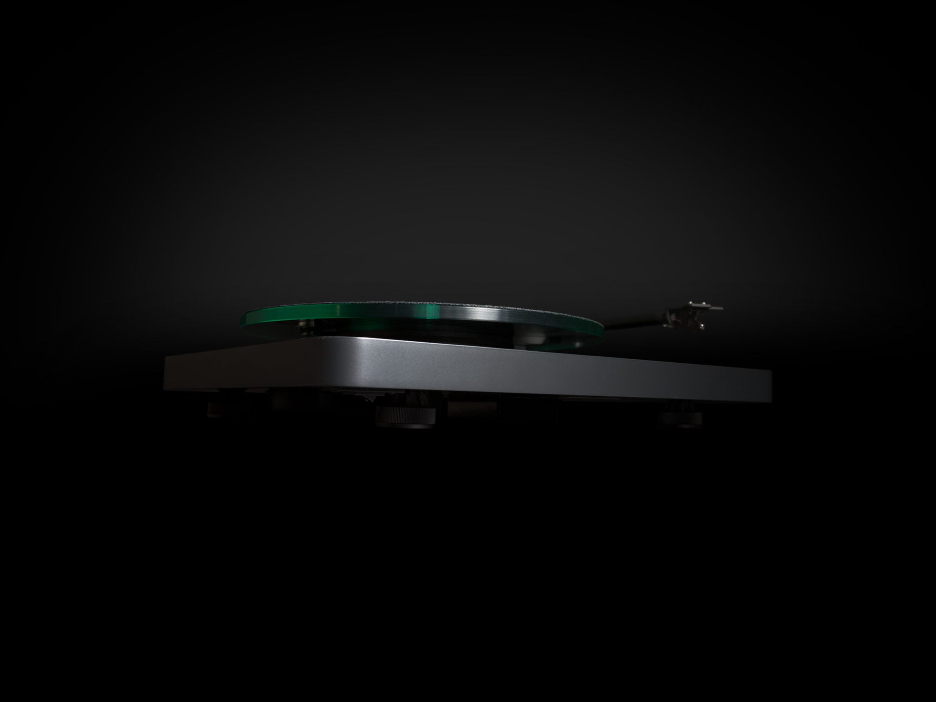 NAD-C-588-3-4-Black-on-Black-e1624393755820