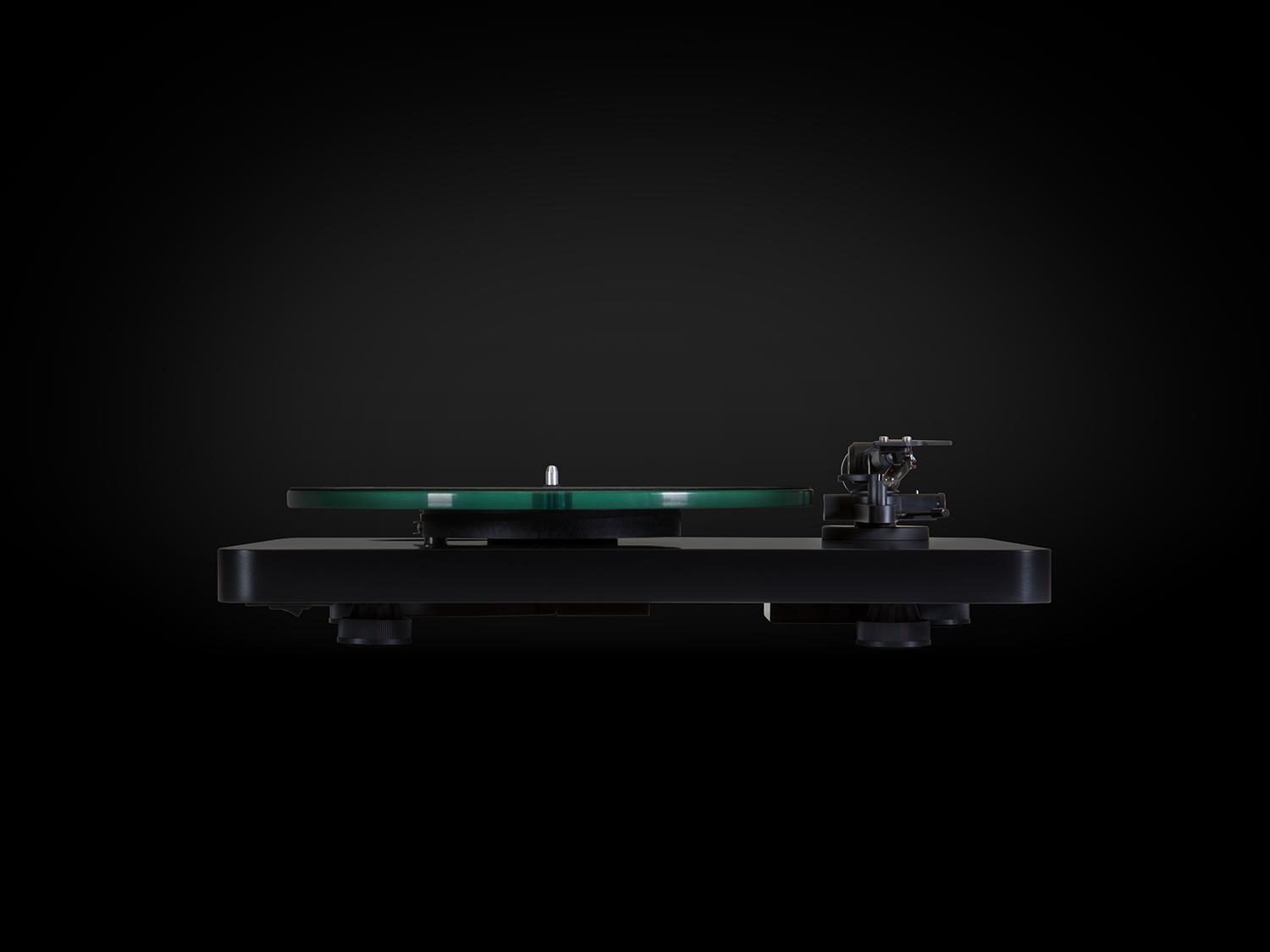 NAD-C558-Front-Black-Background-for-Website