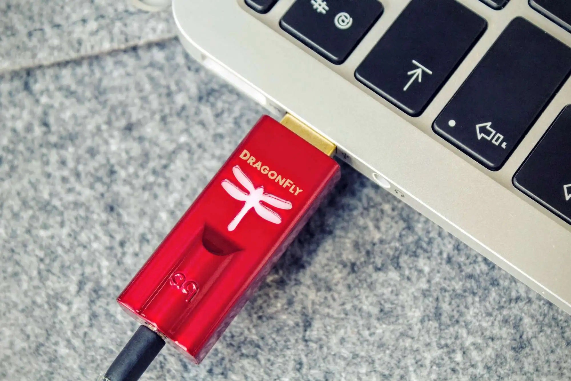audioquest-dragonfly-black-red-01